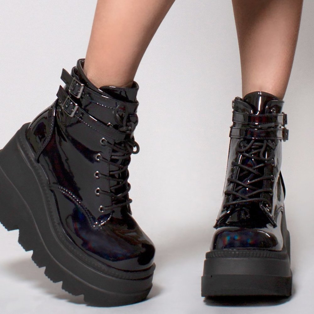 Shaker Hologram Platform Boots in Black